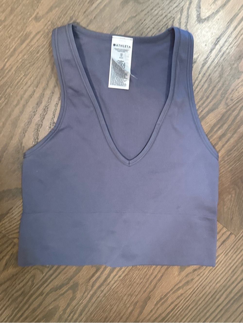 Athleta Ribbed V-Neck Crop Tank - xs